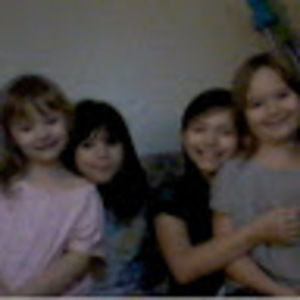 Meet your Posher, Crystal